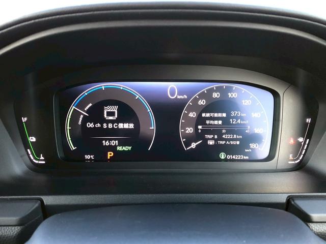 ステップワゴン ｅ：ＨＥＶスパーダ　デュアルエアコン　レーンアシスト　ＥＳＣ　シートヒータ　オートライト　キーフリー　ＬＥＤヘッドランプ　イモビ　ＡＢＳ　スマートキ　クルーズコントロール　サイドカーテンエアバック　運転席エアバッグ（15枚目）