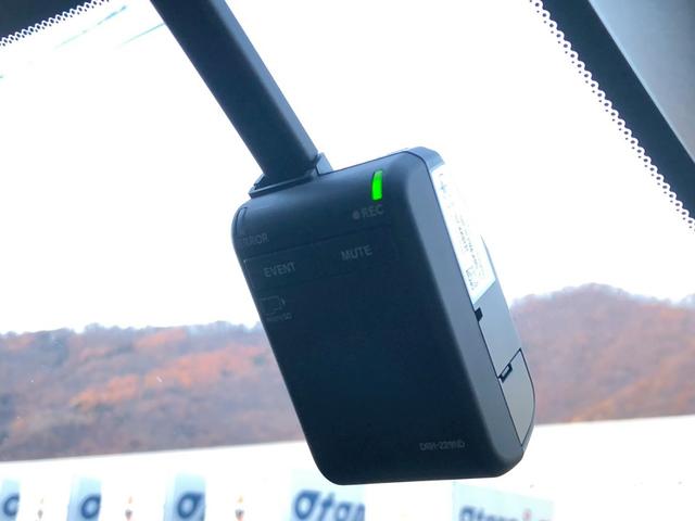 ステップワゴン ｅ：ＨＥＶスパーダ　デュアルエアコン　レーンアシスト　ＥＳＣ　シートヒータ　オートライト　キーフリー　ＬＥＤヘッドランプ　イモビ　ＡＢＳ　スマートキ　クルーズコントロール　サイドカーテンエアバック　運転席エアバッグ（21枚目）