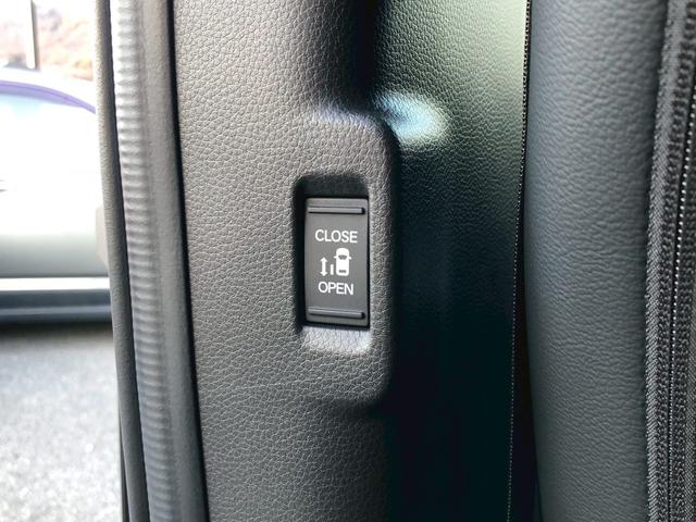 ステップワゴン ｅ：ＨＥＶスパーダ　デュアルエアコン　レーンアシスト　ＥＳＣ　シートヒータ　オートライト　キーフリー　ＬＥＤヘッドランプ　イモビ　ＡＢＳ　スマートキ　クルーズコントロール　サイドカーテンエアバック　運転席エアバッグ（29枚目）