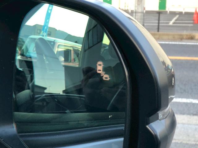 ステップワゴン ｅ：ＨＥＶスパーダ　デュアルエアコン　レーンアシスト　ＥＳＣ　シートヒータ　オートライト　キーフリー　ＬＥＤヘッドランプ　イモビ　ＡＢＳ　スマートキ　クルーズコントロール　サイドカーテンエアバック　運転席エアバッグ（31枚目）