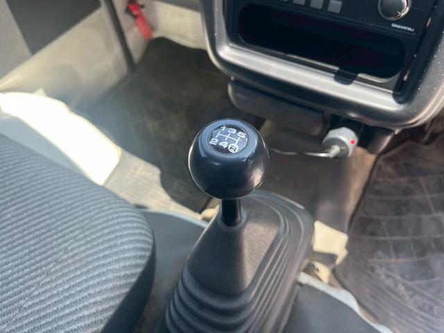 ハイゼットトラック クライマーＳ　４ＷＤ　三方開　ＭＴ車（9枚目）