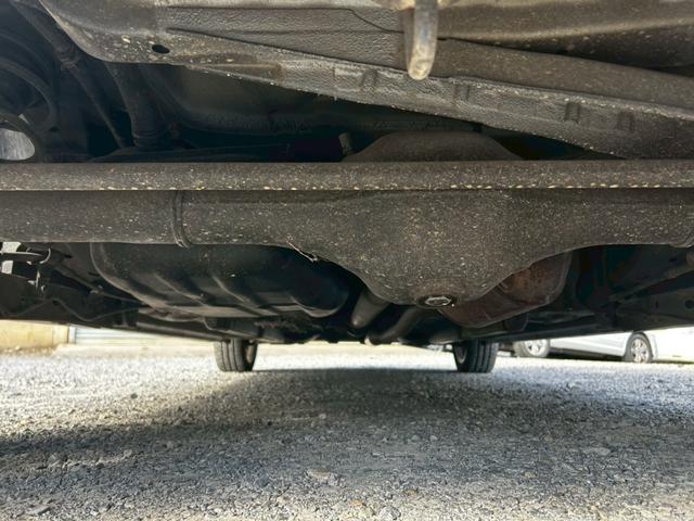 ステラ カスタムＲＳ　夏＆冬タイヤ付き　４ＷＤ　ターボ　エアコン　プッシュスタートボタン　ＥＴＣ　純正ＭＯＭＯステアリング　ＥＣＯモード　オーディオ（17枚目）