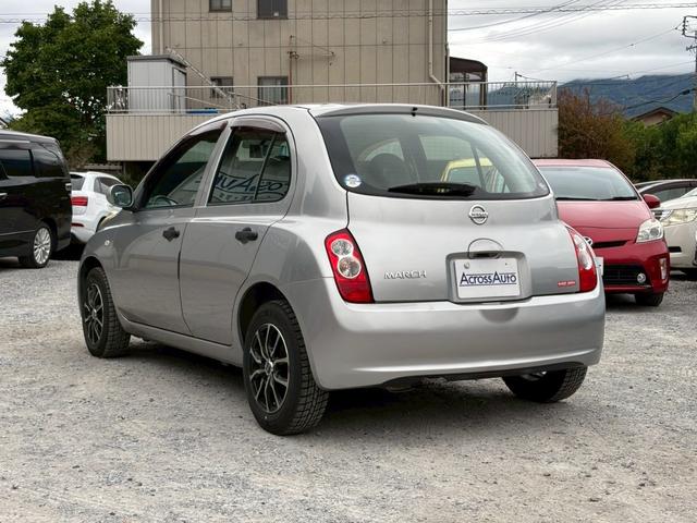 マーチ 12S ETC車載器 禁煙 パワーウインドウ パワーステアリング マニュアルエアコン 運転席助手席エアバッグ 衝突安全ボディ ABS エアバック キ-レス(3枚目)