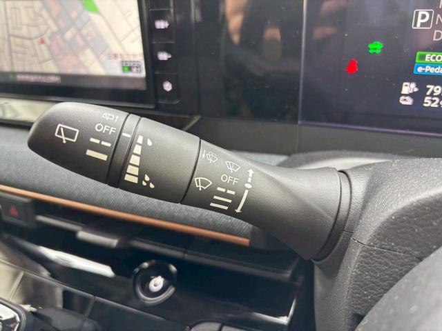サクラ Ｘ　純正ナビ　アラウンドビューモニター　エマージェンシーブレーキ　シートヒーター　ハンドルヒーター　充電ケーブル付属　ＬＥＤヘッドライト　プッシュスタートボタン（20枚目）