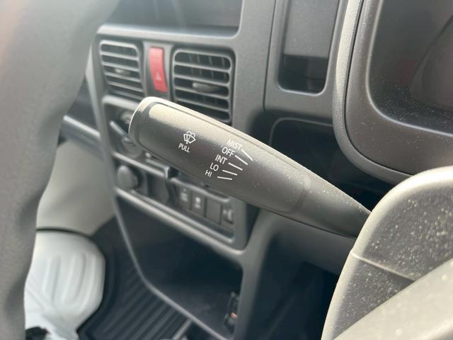 スクラムトラック KCエアコン・パワステ農繁 4WD ETC デフロック ワンオーナー スペアキー スタッドレスタイヤ付(10枚目)