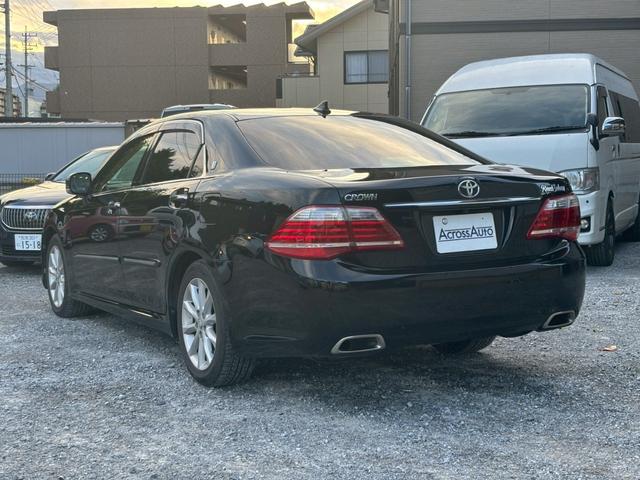 クラウン 2.5ロイヤルサルーン アニバーサリーED レザーシート メーカーナビ バックモニター フルセグTV ETC プッシュスタート パワーシート サンシェード(2枚目)