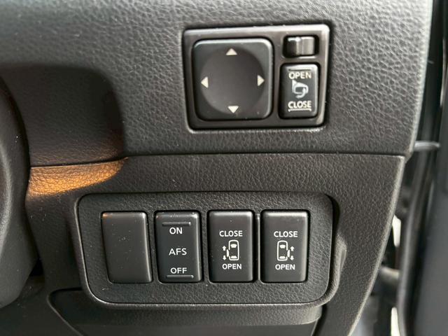 エルグランド 250ハイウェイSブラックレザーアーバンセレ 4WD ナビ ETC 前席シートヒーター Bカメラ パワーシート 両側電動スライド スマートキー 皮シート(23枚目)