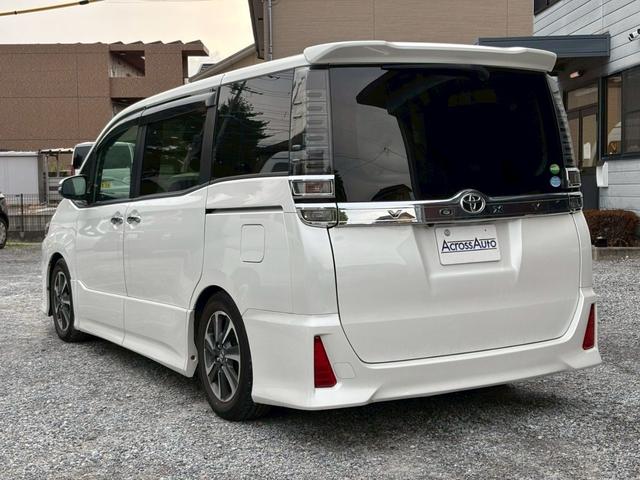 ヴォクシー ZS 煌 11インチアルパインナビ フリップダウン TV ETC バックカメラ Aライト 衝突安全ボディ フルフラットシート 盗難防止装置 スマートエントリー LEDヘッドライト ダブルエアコン キーレス(2枚目)