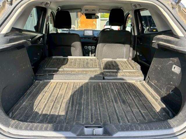 CX-3 XD 4WD 6速MT車 冬タイヤ付き ナビ&フルセグTV ETC 1オーナー 禁煙 AAC DVD再生 オートライト アイストップ ABS プッシュスタートスマートキー ブルートゥース Bカメラ(8枚目)