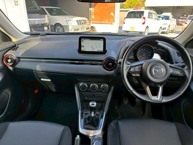 CX-3 XD 4WD 6速MT車 冬タイヤ付き ナビ&フルセグTV ETC 1オーナー 禁煙 AAC DVD再生 オートライト アイストップ ABS プッシュスタートスマートキー ブルートゥース Bカメラ(9枚目)