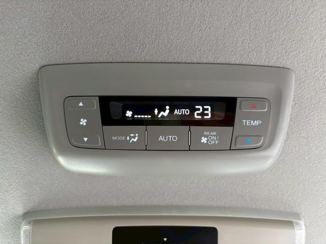 ステップワゴンスパーダ スパーダ ホンダセンシング 4WD ナビ フルセグTV フリップダウン 両側電動スライドドア バックカメラ Bluetooth LEDヘッドライト 追従クルコン 純正アルミホイール プッシュスタート ETC パドルシフト(24枚目)