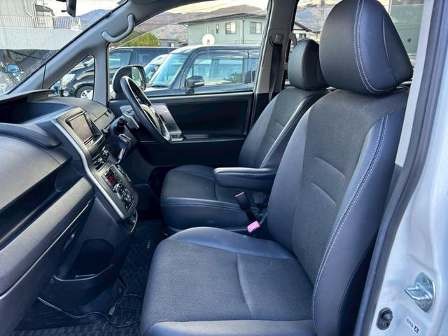 ヴォクシー ZS 煌III フロントモデリスタエアロ ハーフレザー アルパインナビ アルパインフリップダウンモニター 両側パワースライドドア バックモニター プッシュスタートボタン スペアキー(6枚目)