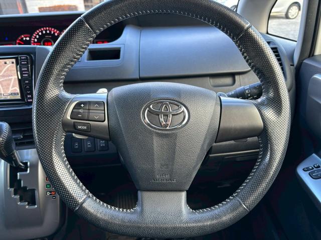 ヴォクシー ZS 煌III フロントモデリスタエアロ ハーフレザー アルパインナビ アルパインフリップダウンモニター 両側パワースライドドア バックモニター プッシュスタートボタン スペアキー(18枚目)