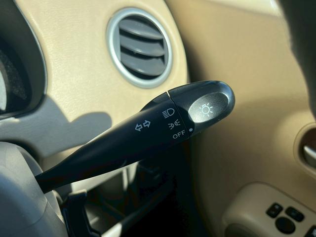 ＭＲワゴン Ｘ　オーディオ　スマートキー　オートエアコン　運転席エアバッグ　ベンチシート　助手席エアバッグ　パワーステアリング　セキュリティアラーム　パワーウィンド　衝撃安全ボディー　ＡＢＳ付（13枚目）