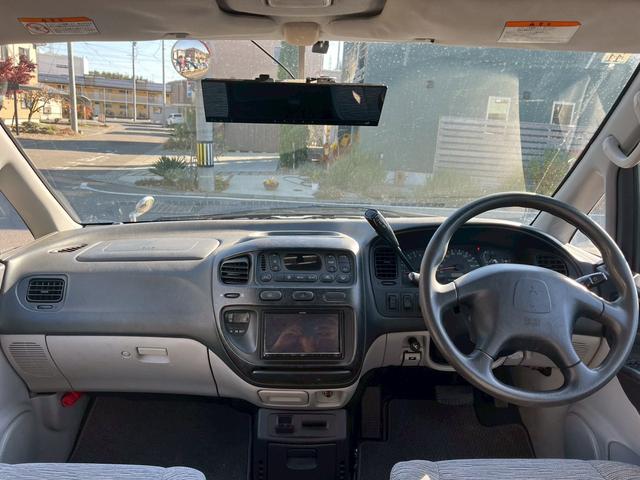 デリカスペースギア ２０ｔｈアニバーサリーリミテッド　４ＷＤ　ナビ　フルセグＴＶ　バックカメラ　ＥＴＣ　キーレス（4枚目）