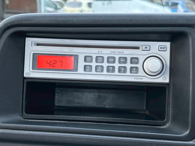 サンバートラック ＴＢ　４ＤＷ　ＭＴ車　三方開（11枚目）