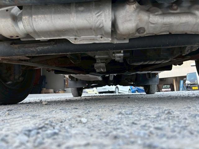 サンバートラック ＴＢ　４ＤＷ　ＭＴ車　三方開（18枚目）