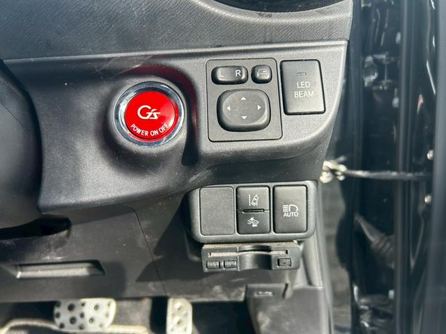 アクア Ｇ　Ｇ’ｓ　トヨタセーフティ　ハーフレザー　ナビ　フルセグ　バックモニター　ＬＥＤヘッドライト　プッシュスタートボタン　Ｇｓホイール　クルーズコントロール　ＥＴＣ　オートマチックハイビーム（14枚目）