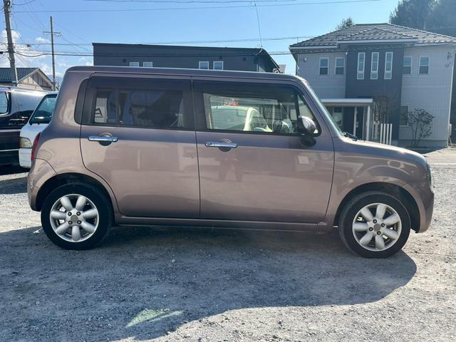 アルトラパン 10thアニバーサリーリミテッド 運転席エアバック イモビライザー シ-トヒ-タ- フルフラットシート 衝撃安全ボディー パワーステアリング 全席PW キーレス インテリキー WSRS フルオートエアコン ベンチシート ABS(2枚目)