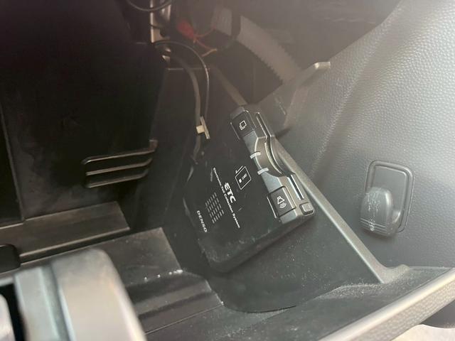 アルトラパン 10thアニバーサリーリミテッド 運転席エアバック イモビライザー シ-トヒ-タ- フルフラットシート 衝撃安全ボディー パワーステアリング 全席PW キーレス インテリキー WSRS フルオートエアコン ベンチシート ABS(14枚目)