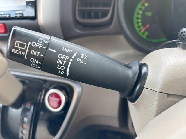 Ｎ－ＢＯＸ Ｇ・Ｌパッケージ　４ＷＤ　ナビＴＶ　両側スライド　冬タイヤ付き　バックカメラ付き　ＥＴＣ　エアバック　ベンチシート　Ｗエアバック　パワーウインド（12枚目）