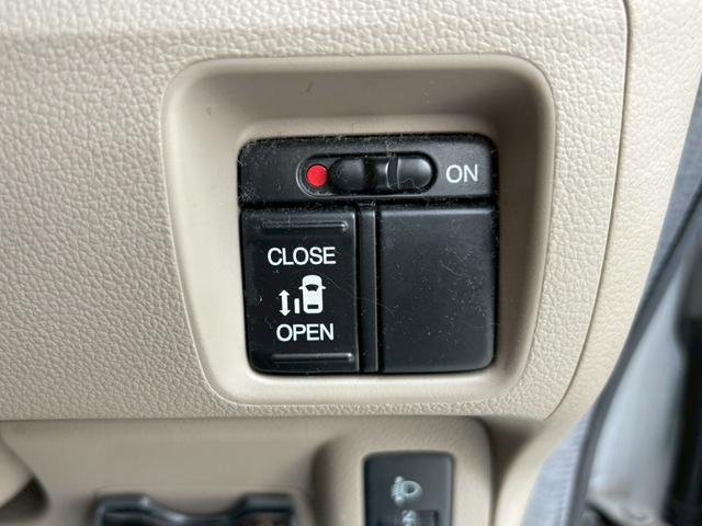 Ｎ－ＢＯＸ Ｇ・Ｌパッケージ　４ＷＤ　ナビＴＶ　両側スライド　冬タイヤ付き　バックカメラ付き　ＥＴＣ　エアバック　ベンチシート　Ｗエアバック　パワーウインド（20枚目）