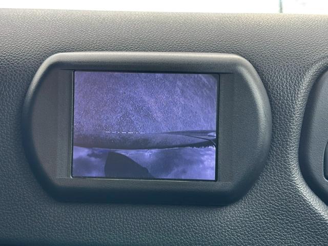 ジープ・パトリオット リミテッド　フルタイム４ＷＤ　　オーディオ　サンルーフ　ルーフレール　冬タイヤ付き　　Ｓカメラ　オートクルーズコントロール　運転席パワーシート　本革　エアコン　パワーウィンドウ　盗難防止システム（15枚目）