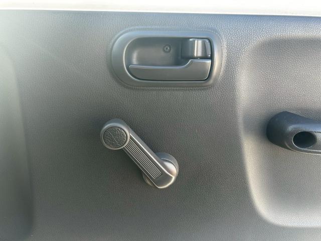 アクティトラック ＳＤＸ　４ＷＤ　ＭＴ車　オーディオ　エアコン　パワステ　エアバック（15枚目）