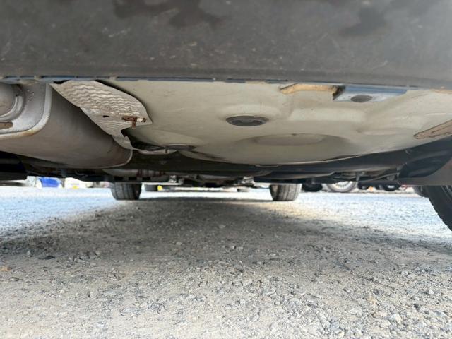 ポロ ブルーＧＴ　ナビ＆ＴＶ　冬タイヤ付き　バックカメラ　クルーズコントロール　ハーフレザーシート　禁煙車　ＥＴＣ　オートエアコン　サイドエアバッグ　ＢＴ接続（25枚目）