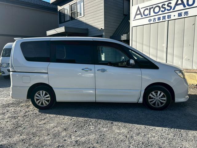 セレナ ハイウェイスター ハイウェイスター(8名) 4WD ナビ TV 両側パワースライドドア バックモニター ETC スマートキー プッシュスタートボタン クルーズコントロール(3枚目)