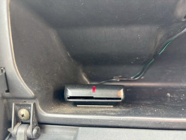 ジムニー ワイルドウインド 4WD MT車 エンジンリビルト済み インタークーラーターボ エアコンパワステ カセット(15枚目)