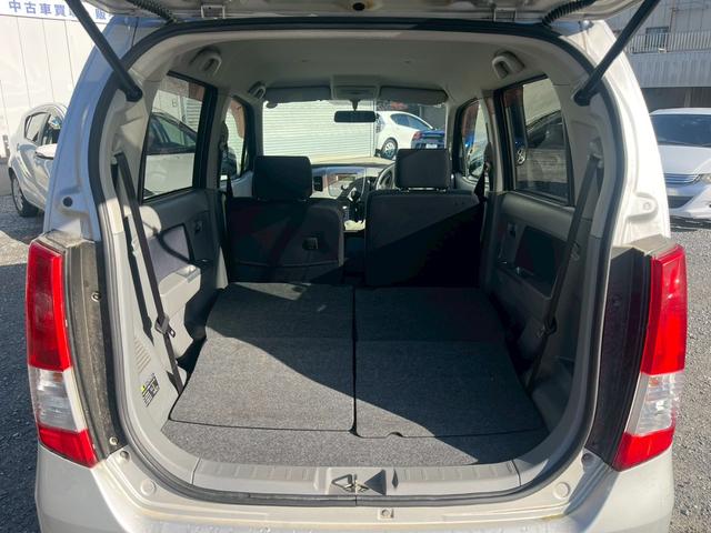 ワゴンＲ ＦＸリミテッドＩＩ　４ＷＤ　ＰＷ　ＡＣ　運転席エアバック　盗難防止　ＡＢＳ付き　ベンチシート　キーフリー　パワステ　シートヒーター付き　フルフラット　Ｗエアバック　衝突安全ボディ（9枚目）