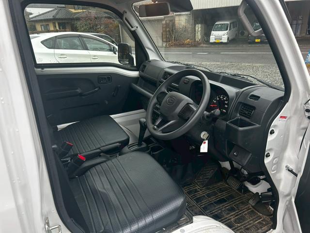 ハイゼットトラック スタンダード　農用スペシャル　スマートアシスト　エアコン　パワーステアリング　オーディオ　　デフロック　オート４ＷＤ　アイドリングストップ　ヘッドライトレベライザー　ＥＴＣ（4枚目）