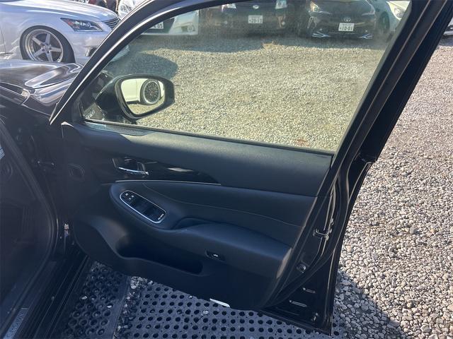 クラウンハイブリッド アスリートＳ（16枚目）