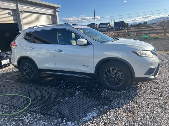 NISSAN X-TRAIL 20X HYBRID BLACK X-TREMER X EMERGENCY BRAKE PACKAGE