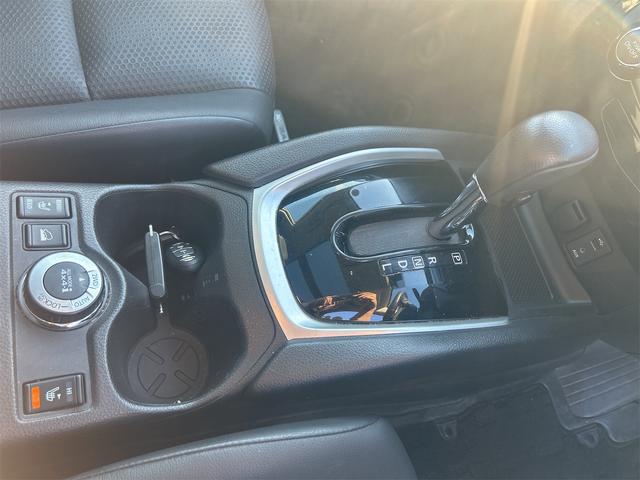 NISSAN X-TRAIL 20X HYBRID BLACK X-TREMER X EMERGENCY BRAKE PACKAGE