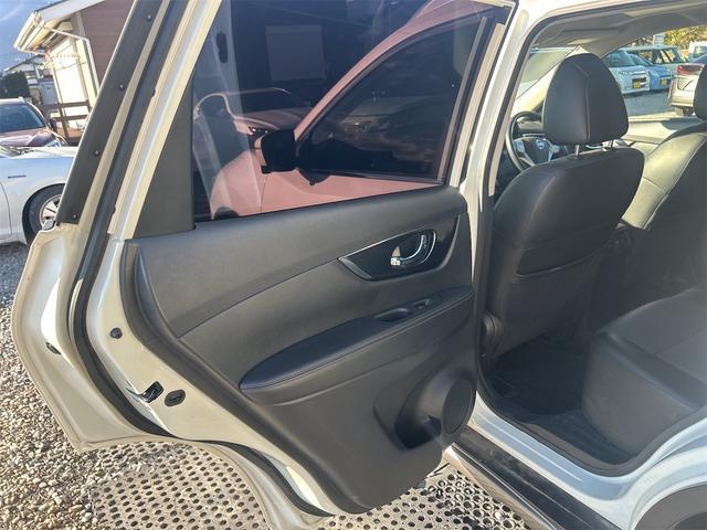 NISSAN X-TRAIL 20X HYBRID BLACK X-TREMER X EMERGENCY BRAKE PACKAGE