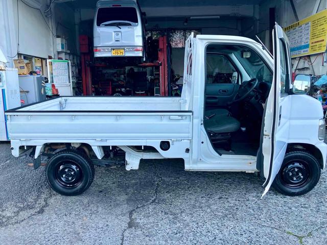 アクティトラック ＳＤＸ　４ＷＤ　軽トラック　ＭＴ　エアコン　パワーステアリング　運転席エアバッグ（7枚目）