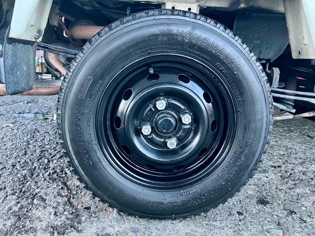 アクティトラック ＳＤＸ　４ＷＤ　軽トラック　ＭＴ　エアコン　パワーステアリング　運転席エアバッグ（15枚目）