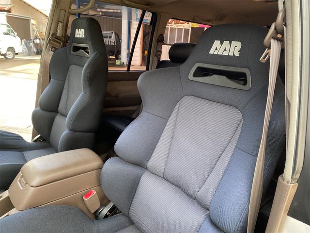 ランドクルーザー８０ ＶＸリミテッド　最終型／１ナンバー登録／ＡＡＲシート／純正シート有／タイミングベルト交換ステッカー／買取直販車／サンルーフ／カロッツェリアナビ／バックカメラ／デジタルインナーミラー／ドラレコ／キーレス／ＥＴＣ／（9枚目）