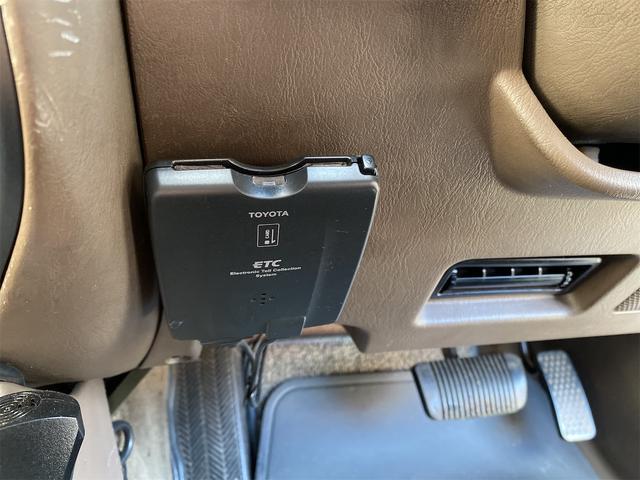 ランドクルーザー８０ ＶＸリミテッド　最終型／１ナンバー登録／ＡＡＲシート／純正シート有／タイミングベルト交換ステッカー／買取直販車／サンルーフ／カロッツェリアナビ／バックカメラ／デジタルインナーミラー／ドラレコ／キーレス／ＥＴＣ／（17枚目）