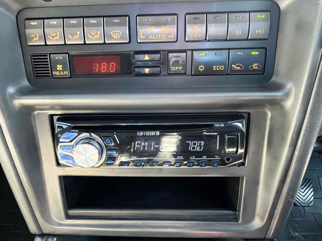 パジェロ ワイド　ＸＲ－ＩＩ　４ＷＤ　ターボ　アルミホイール　５速マニュアル　ＣＤ　エアコン　パワーウィンドウ　パワーステアリング　グリルガード　フォグ（5枚目）