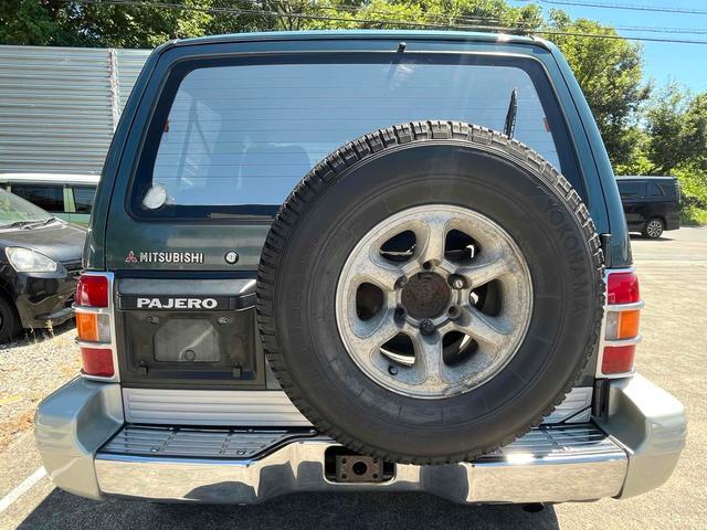 パジェロ ワイド　ＸＲ－ＩＩ　４ＷＤ　ターボ　アルミホイール　５速マニュアル　ＣＤ　エアコン　パワーウィンドウ　パワーステアリング　グリルガード　フォグ（27枚目）