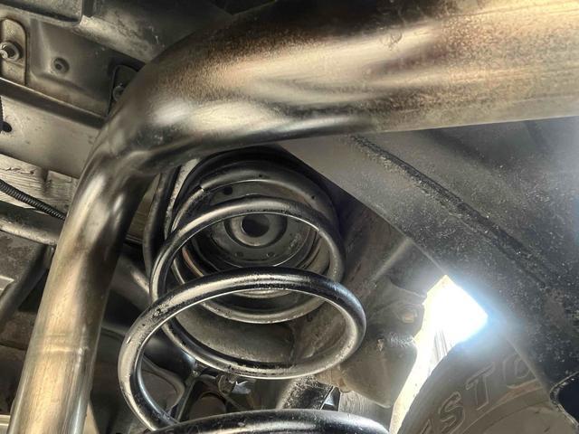 パジェロ ワイド　ＸＲ－ＩＩ　４ＷＤ　ターボ　アルミホイール　５速マニュアル　ＣＤ　エアコン　パワーウィンドウ　パワーステアリング　グリルガード　フォグ（72枚目）
