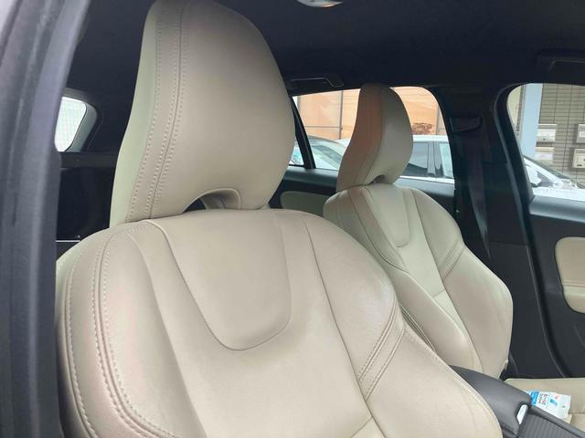 Ｖ６０ 　ＥＴＣ　バックカメラ　ナビ　ＴＶ　オートクルーズコントロール　アルミホイール　オートライト　ＨＩＤ　パワーシート　革シート　ＡＴ　盗難防止システム　ＡＢＳ　ＣＤ　ＵＳＢ　ミュージックプレイヤー接続可（33枚目）