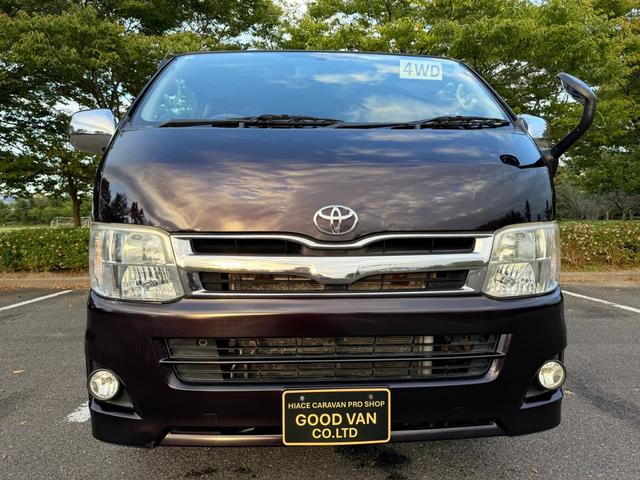 ハイエースバン ロングスーパーＧＬプライムセレ　４ＷＤ　ディーゼルターボ　５人乗り　ＡＴ　５ドア　オートクローザー　フォグ　リアスポイラー　キーレス　電動格納ミラー　地デジＴＶ　ナビ　アルミホイール　Ｂカメラ　Ｗエアコン　ワンオーナー　ＥＴＣ（12枚目）