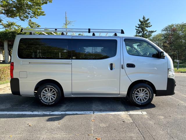 ＮＶ３５０キャラバンバン ロングＤＸターボ　切替４ＷＤ　ディーゼルターボ　５ドア　６人乗り　オートマ　ルーフキャリア　アルミホイール　キーレスエントリー　電動格納ミラー衝突被害軽減ブレーキ　横滑り防止　リアヒーター・クーラー　車検Ｒ８年２月（14枚目）