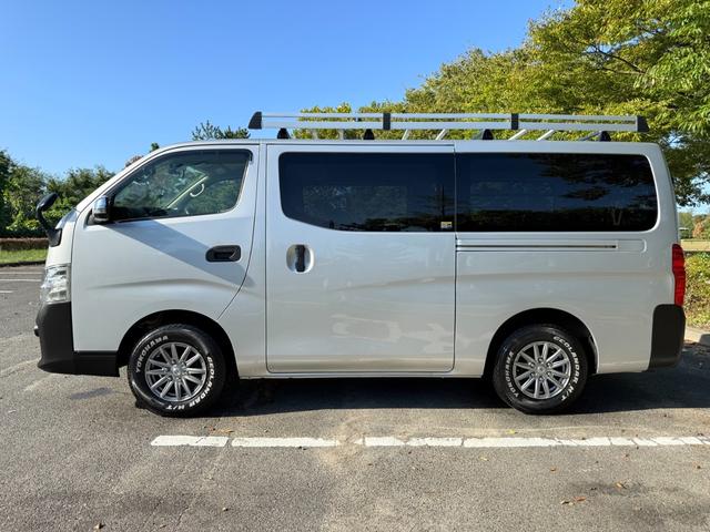 ＮＶ３５０キャラバンバン ロングＤＸターボ　切替４ＷＤ　ディーゼルターボ　５ドア　６人乗り　オートマ　ルーフキャリア　アルミホイール　キーレスエントリー　電動格納ミラー衝突被害軽減ブレーキ　横滑り防止　リアヒーター・クーラー　車検Ｒ８年２月（15枚目）