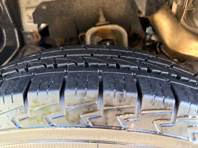 ＮＶ３５０キャラバンバン ロングＤＸターボ　切替４ＷＤ　ディーゼルターボ　５ドア　６人乗り　オートマ　ルーフキャリア　アルミホイール　キーレスエントリー　電動格納ミラー衝突被害軽減ブレーキ　横滑り防止　リアヒーター・クーラー　車検Ｒ８年２月（33枚目）