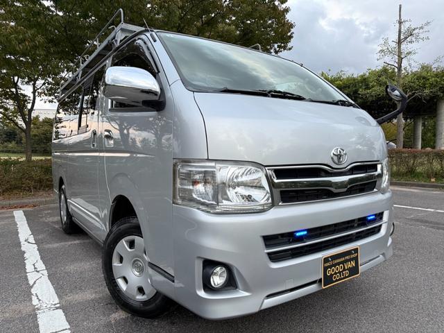 ハイエースバン ロングスーパーＧＬ　４ＷＤ　ディーゼルターボ　５ドア　５人乗り　ＡＴ　ルーフキャリア　キーレス　電格ミラー　ＥＴＣ　ＴＶ　ナビ　バックカメラ　パワーヒート　寒冷地仕様　Ｗエアコン　オートエアコン　ＡＣ１００Ｖ電源　フォグ（8枚目）